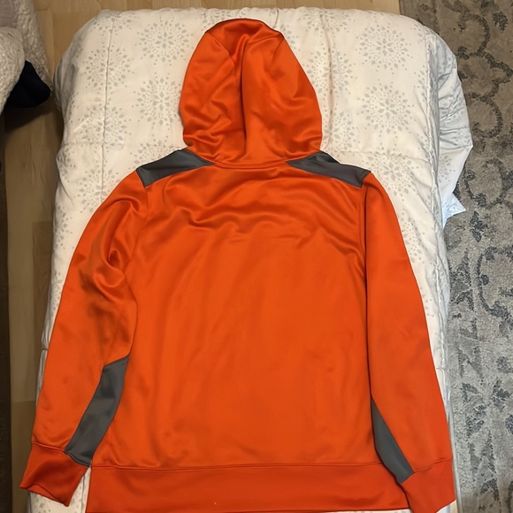 Nike DryFit Hooded Sweatshirt in Orange, Grey and Camo.  Youth XL.  Like new. - Picture 7 of 7